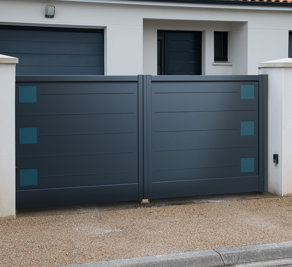 4-Portail et portillon - Titan decors carré - 7016 5020